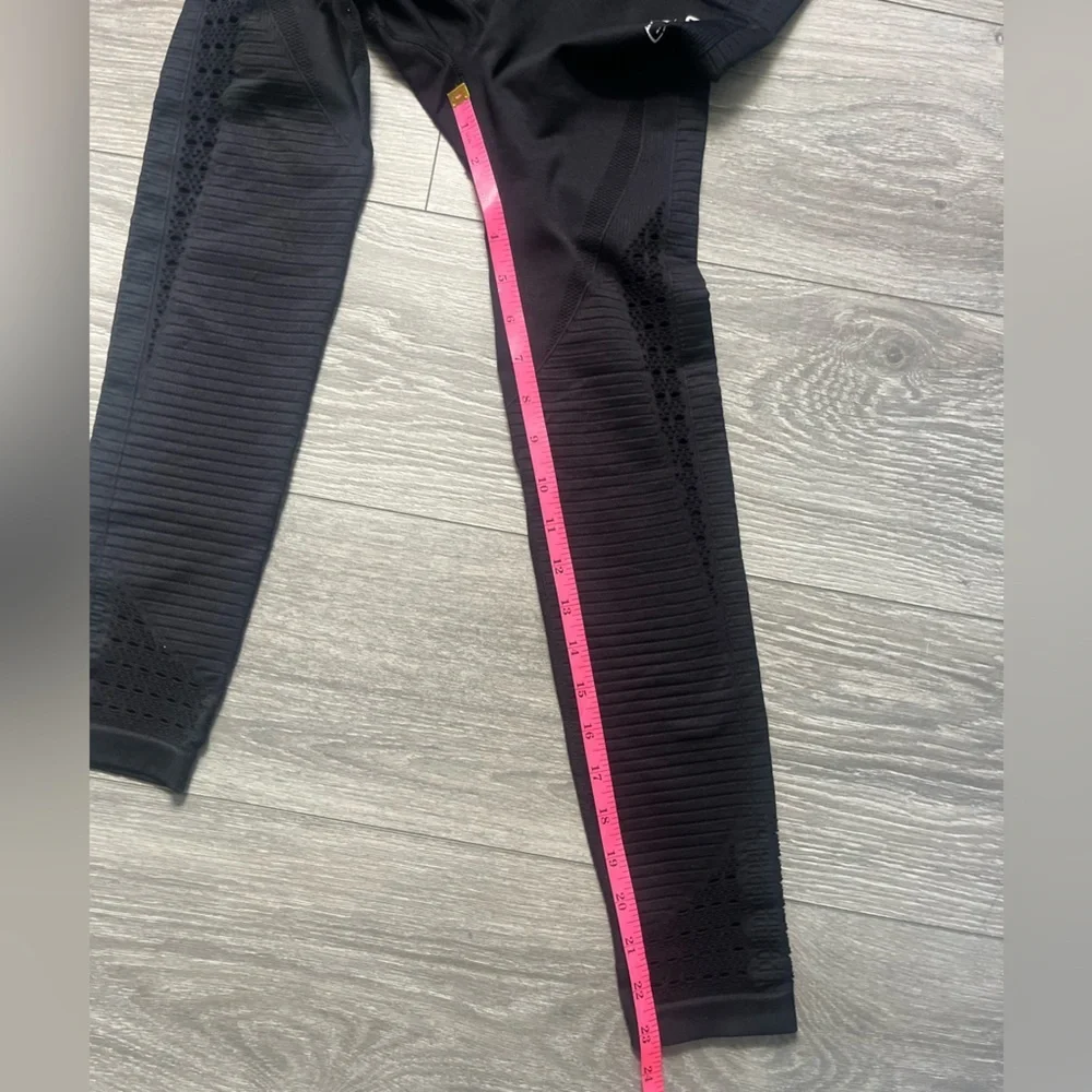 Gymshark Black Énergie Yoga Run Pilates Active Workout Exercise Leggings Size XS - Picture 7 of 7